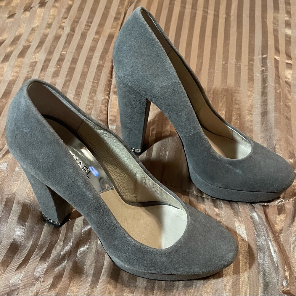 Michael Kors Sabrina Gray Suede Dress Platform Pumps
